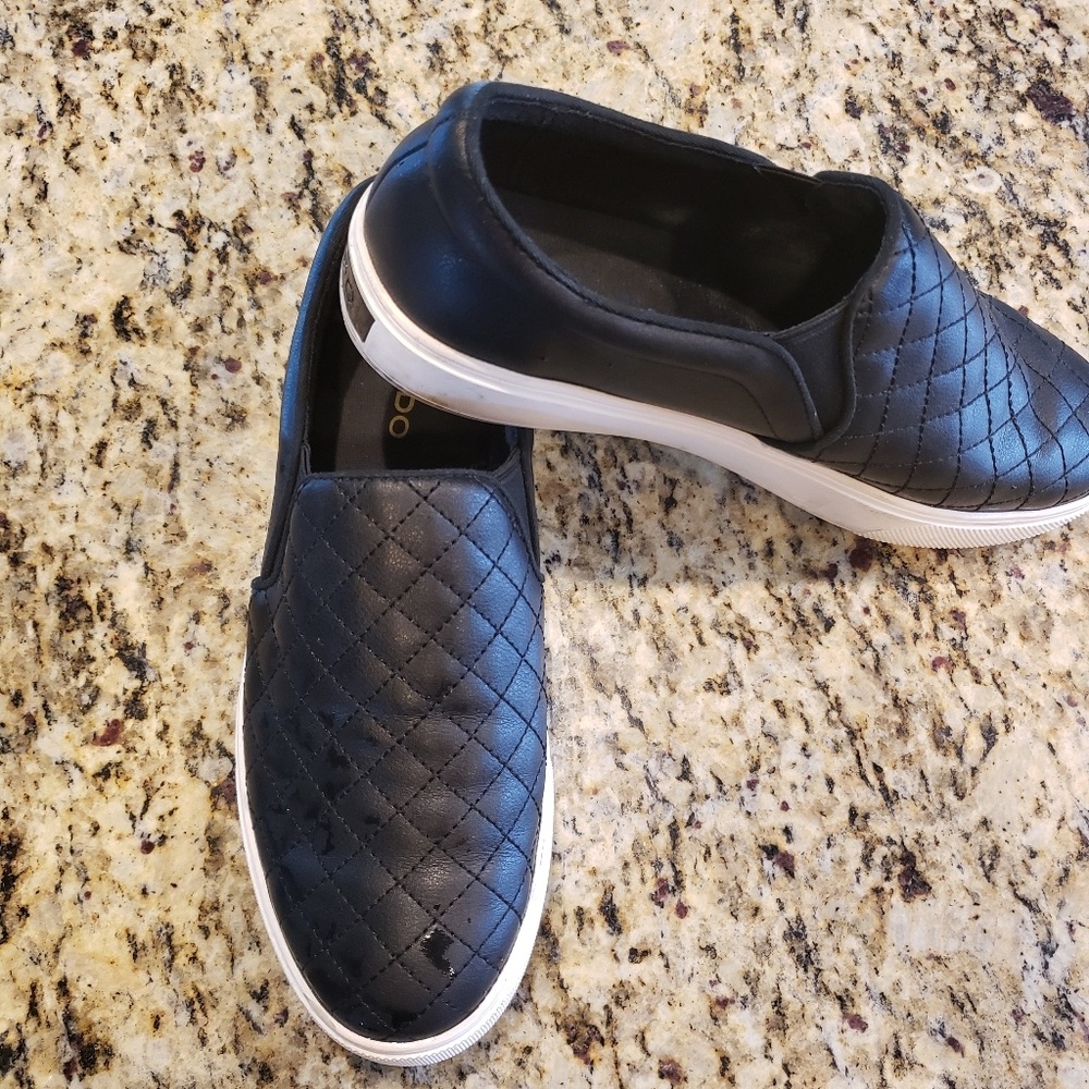 Aldo Clira slip on sneakers Sz 8.5